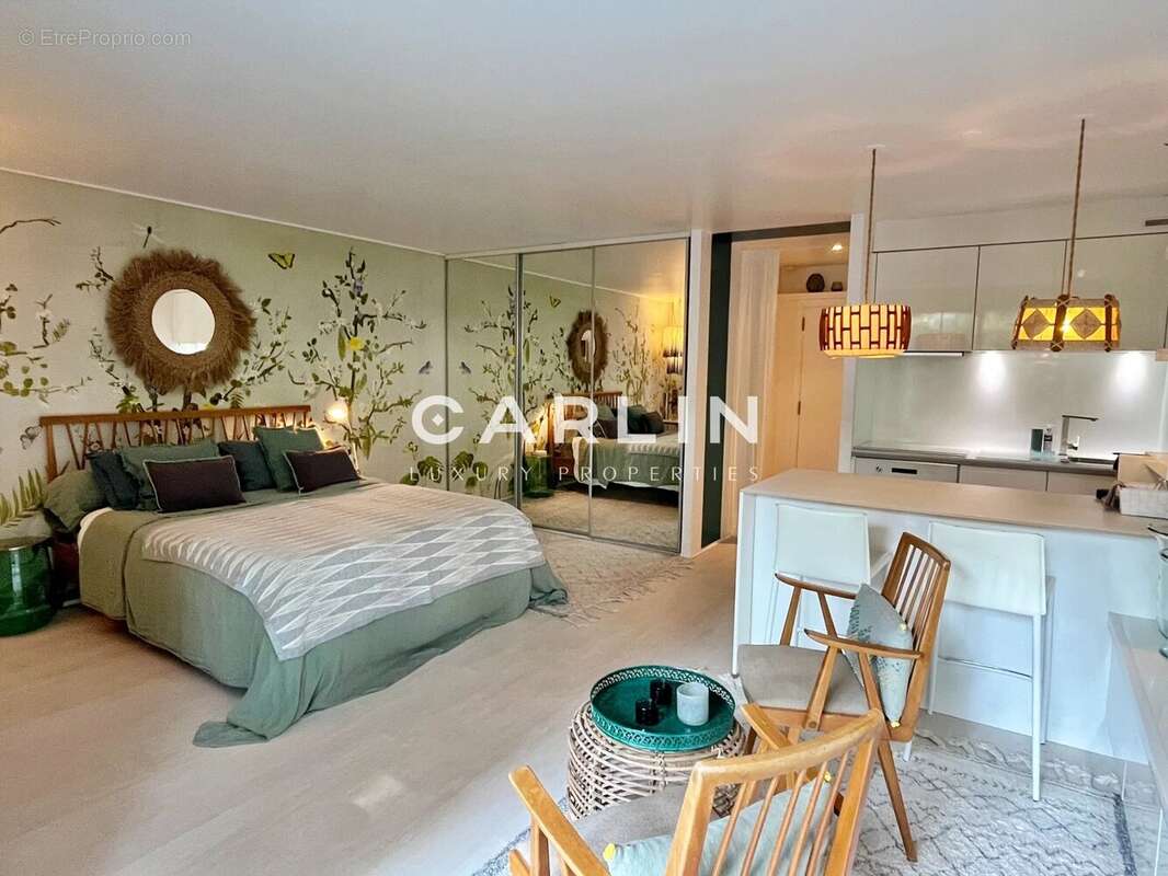 Appartement à SAINT-TROPEZ