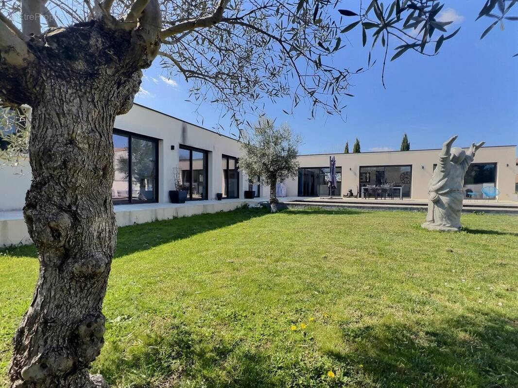 Maison à CHEVAL-BLANC