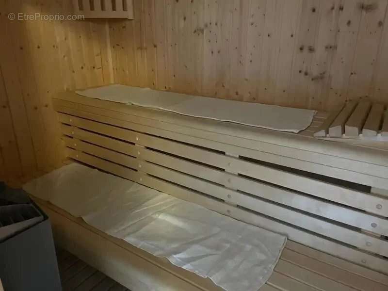 Appartement à PARIS-19E
