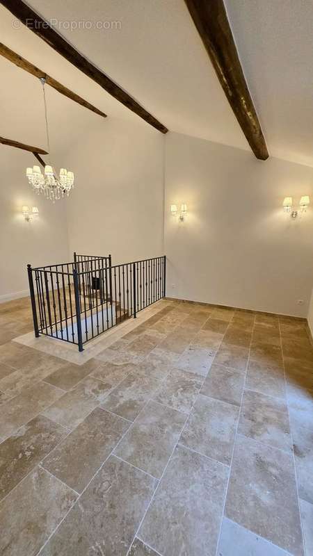 Maison à SAINT-GENIES-DE-FONTEDIT