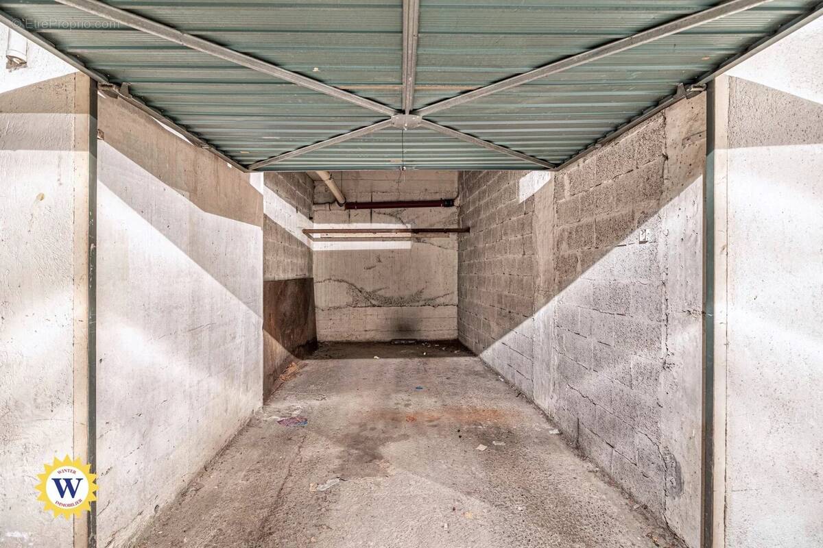 Parking à NICE