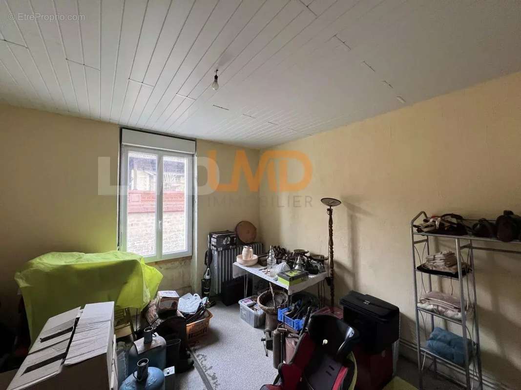 Appartement à AUBIN