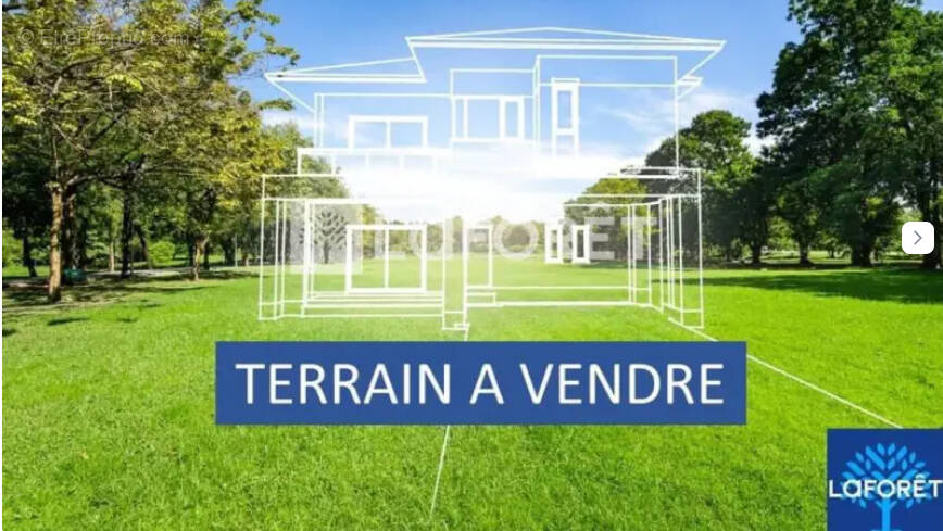 Terrain à JANVRY