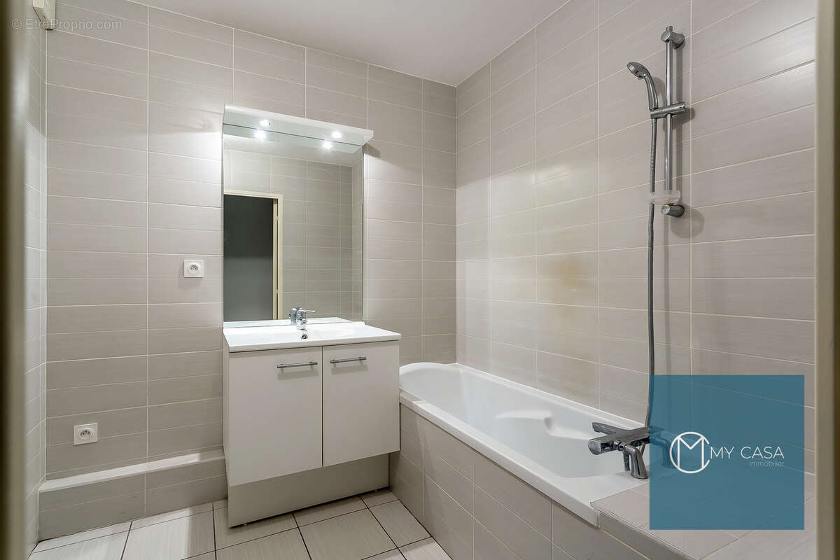 Appartement à LYON-7E