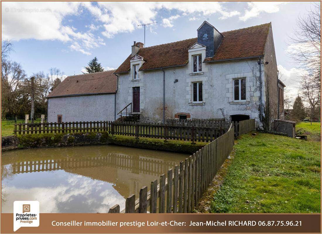 Maison à CONTRES