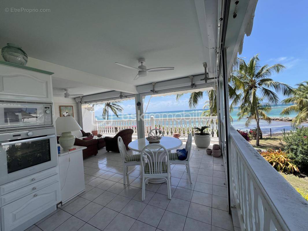Appartement à SAINT-FRANCOIS