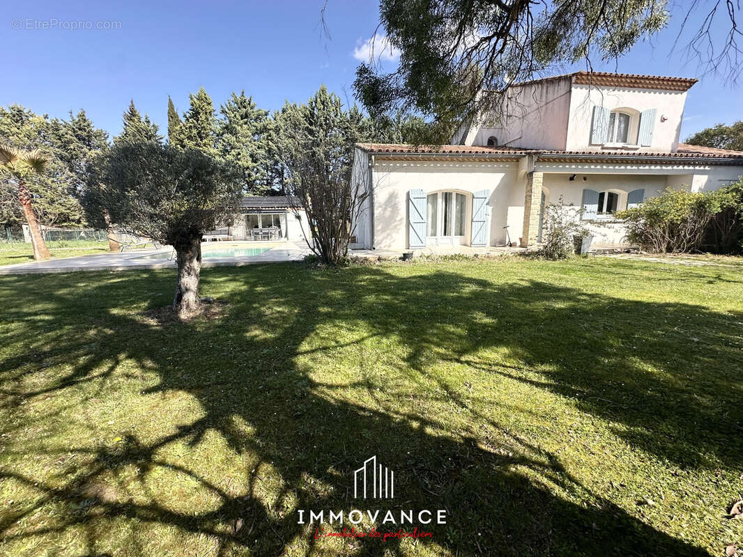 Maison à SAINTE-CROIX-DE-QUINTILLARGUES