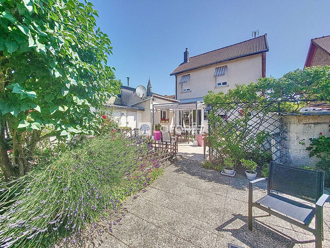 Maison à TERGNIER
