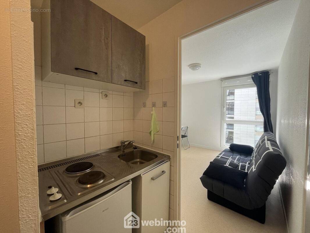 Appartement à COURBEVOIE