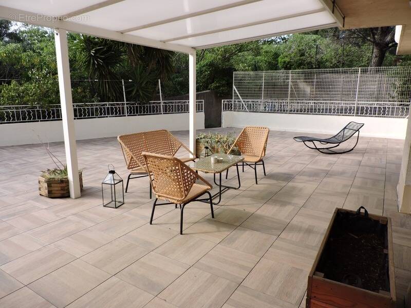 Appartement à MARSEILLE-12E