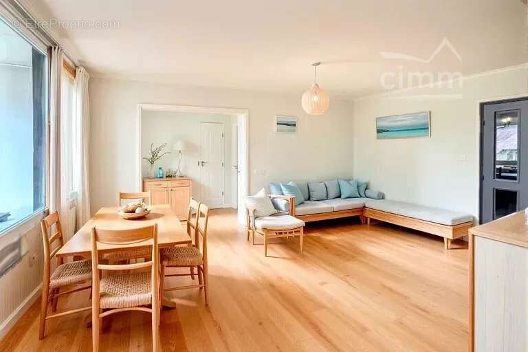 Appartement à LE TOUVET