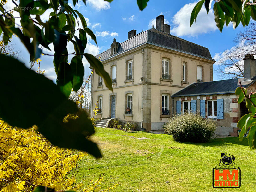 Maison à BESSINES-SUR-GARTEMPE
