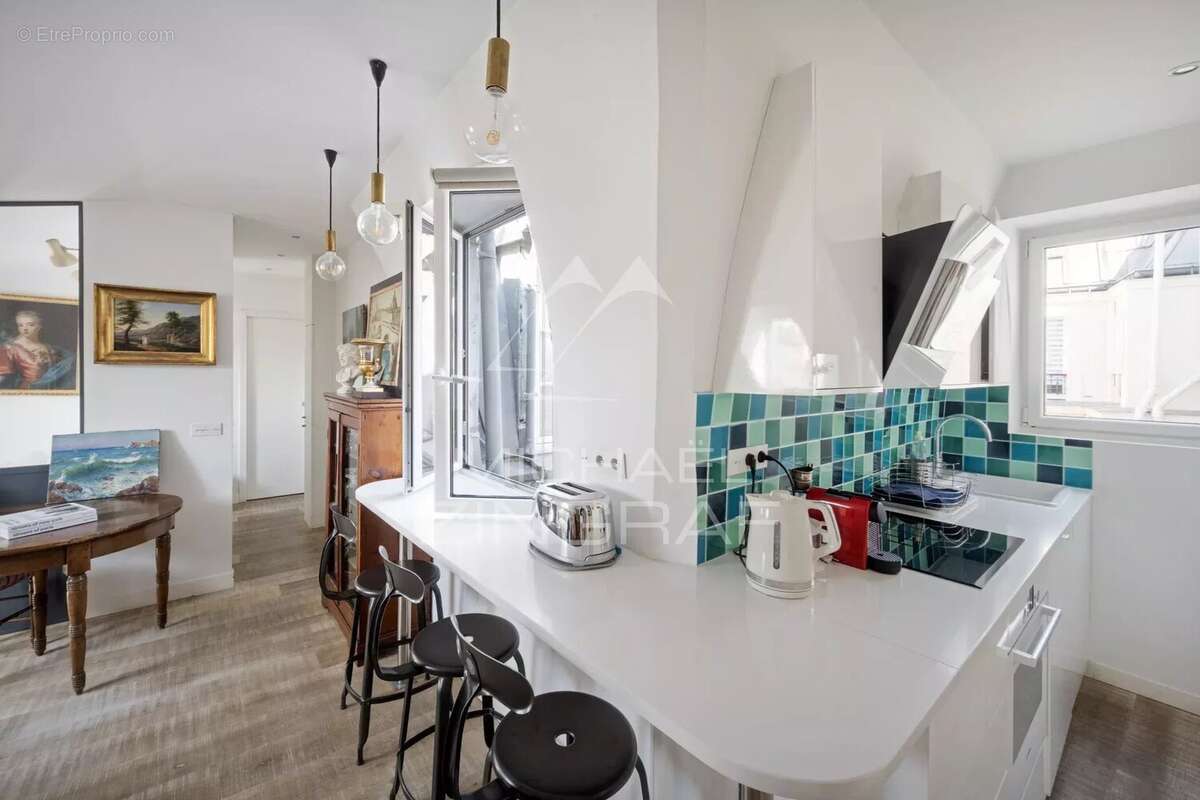 Appartement à PARIS-6E