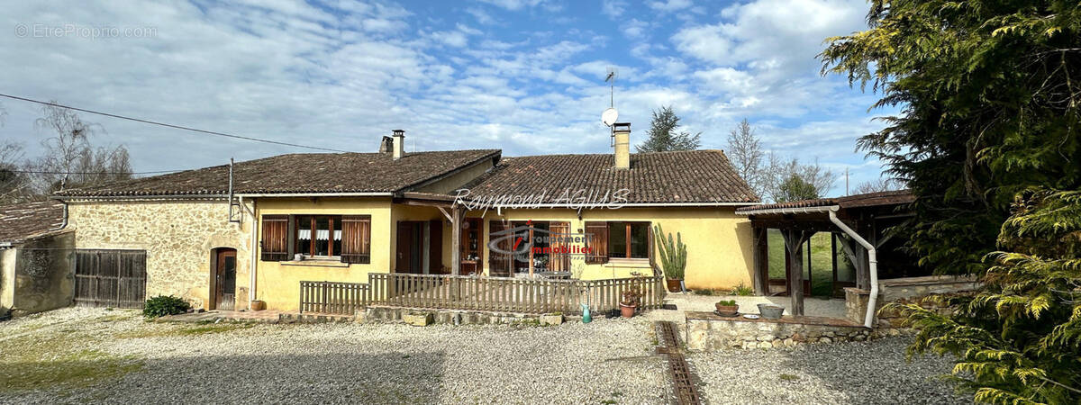 Maison à GENSAC