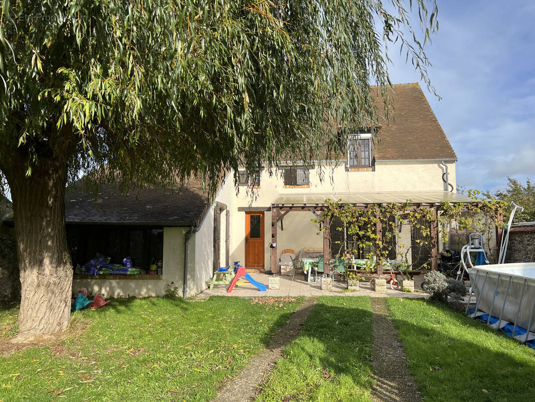 Maison à BU