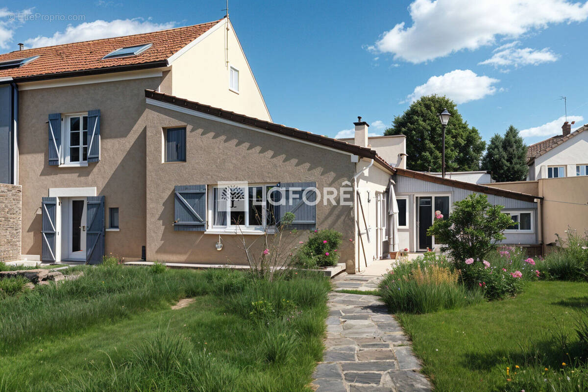 Maison à ASNIERES-SUR-OISE