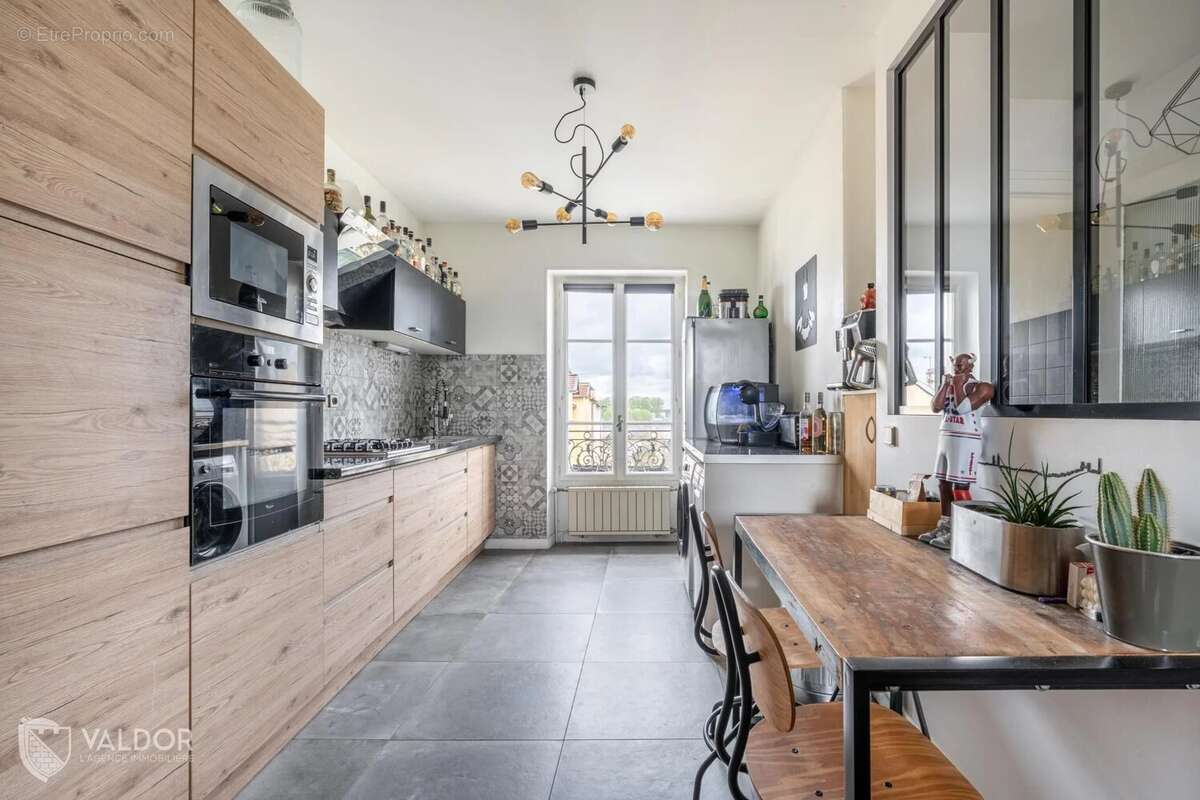 Appartement à LYON-7E