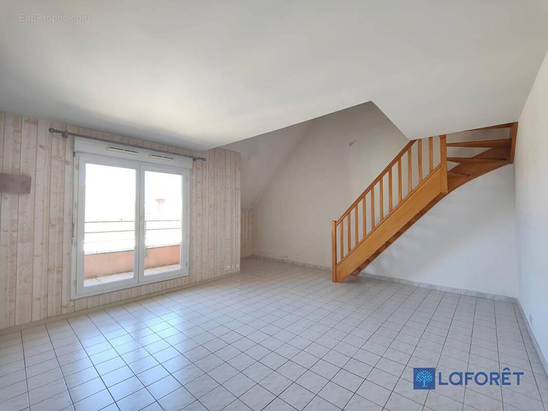 Appartement à ARPAJON