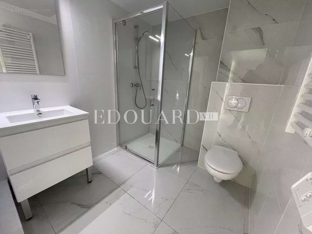 Appartement à ROQUEBRUNE-CAP-MARTIN
