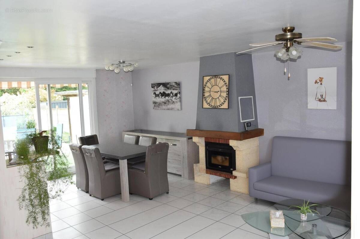 Photo 1 - Maison à DOURGES