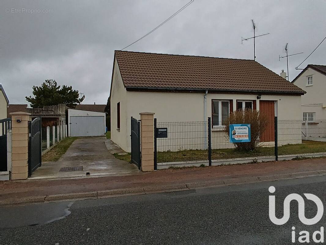 Photo 1 - Maison à CHALETTE-SUR-LOING