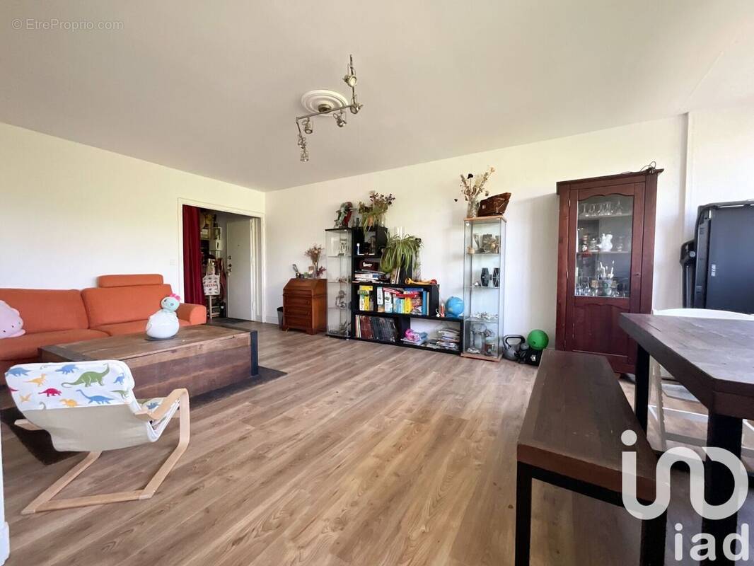 Photo 1 - Appartement à VILLEURBANNE