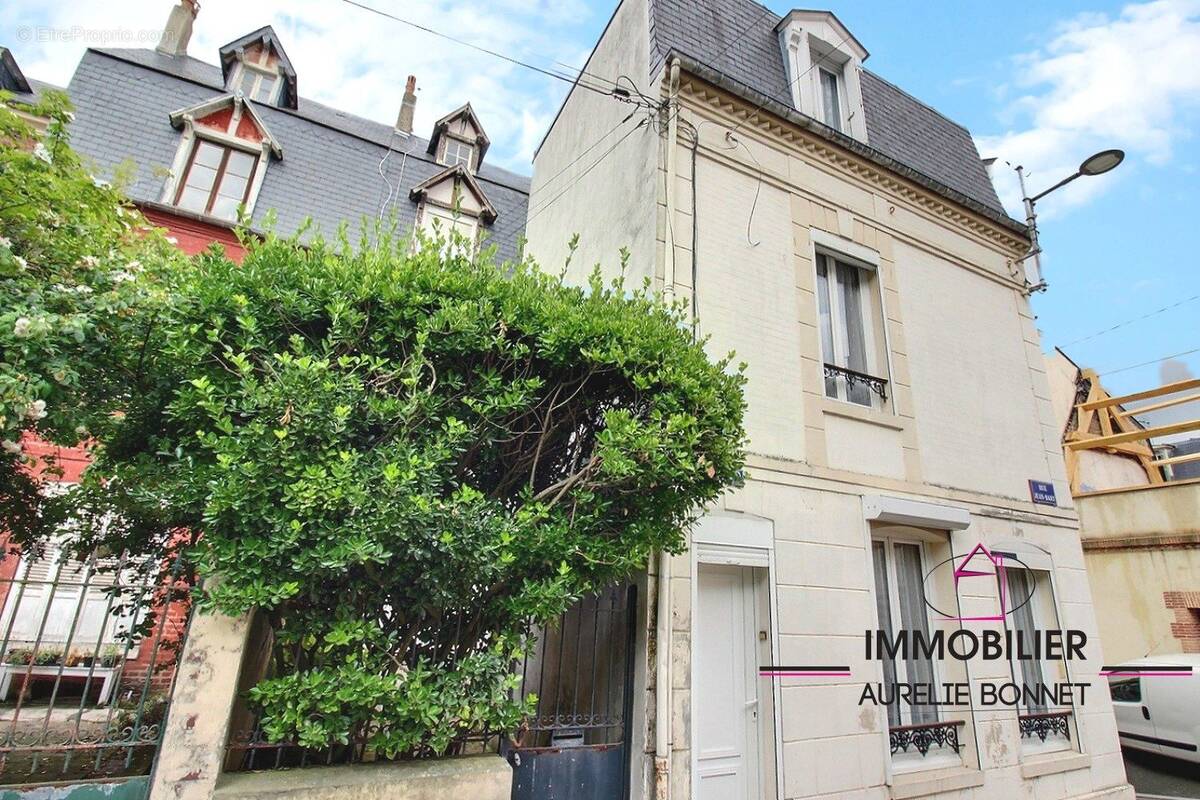Maison à TROUVILLE-SUR-MER