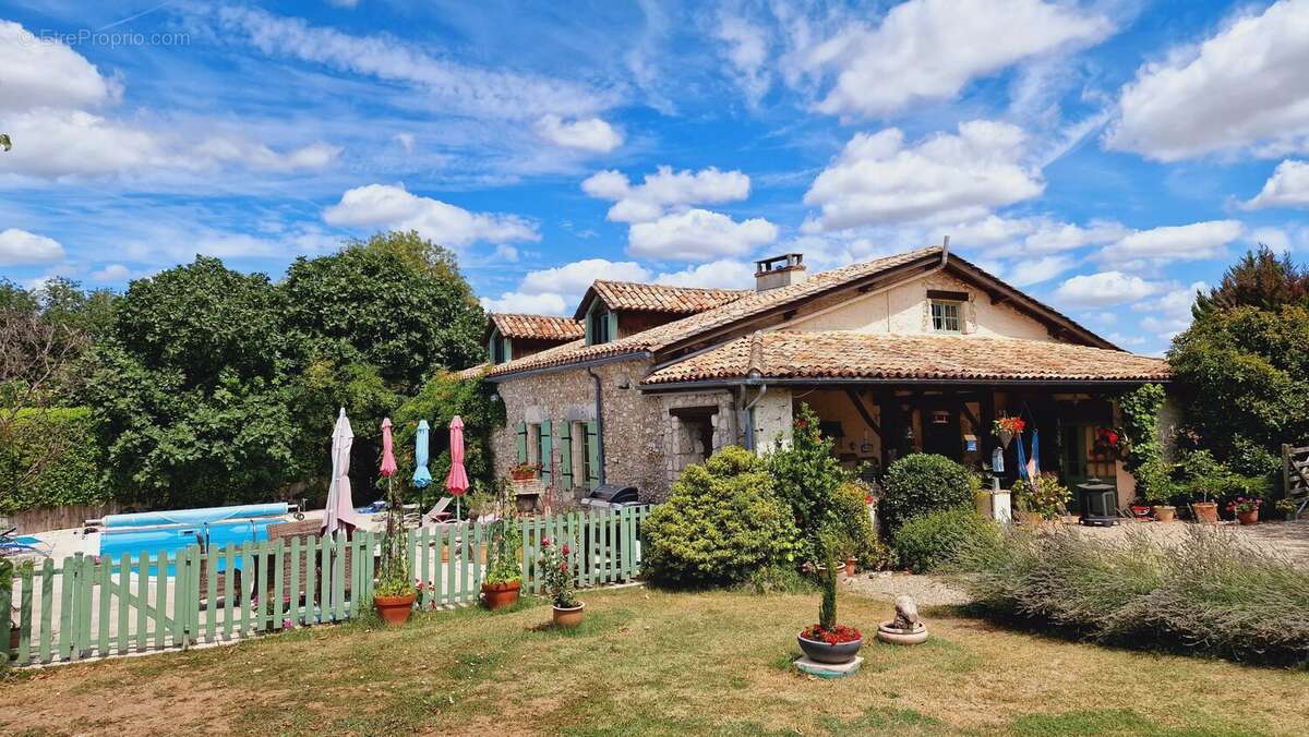 Maison à EYMET
