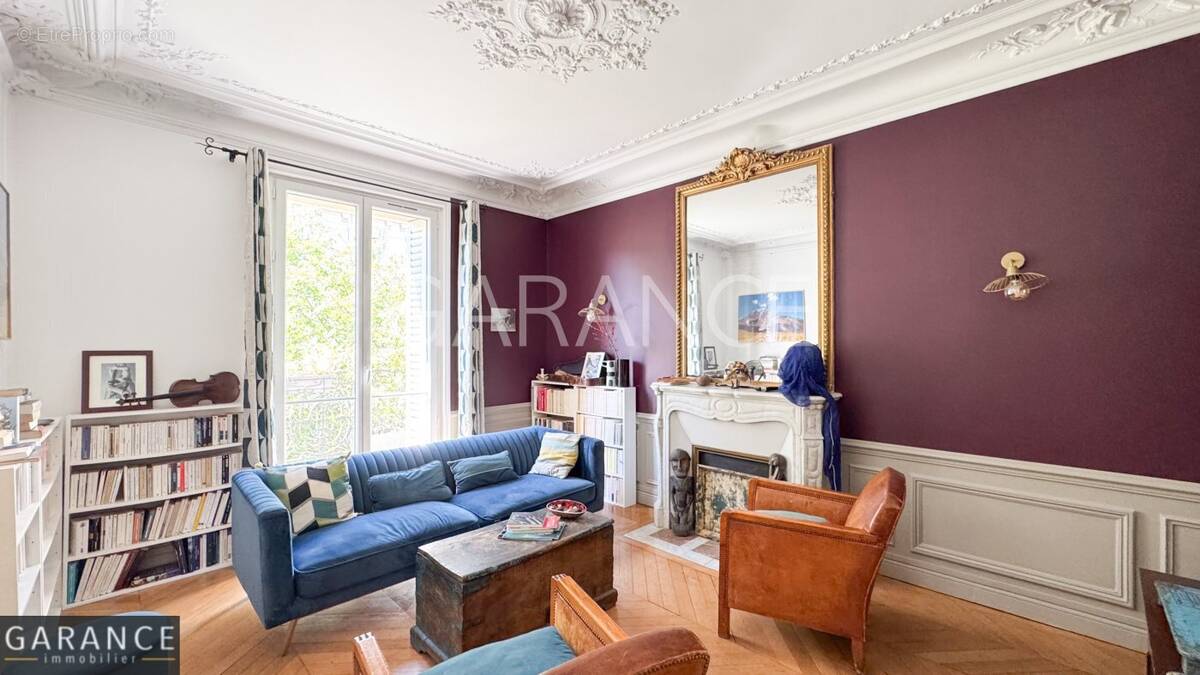 Appartement à PARIS-12E