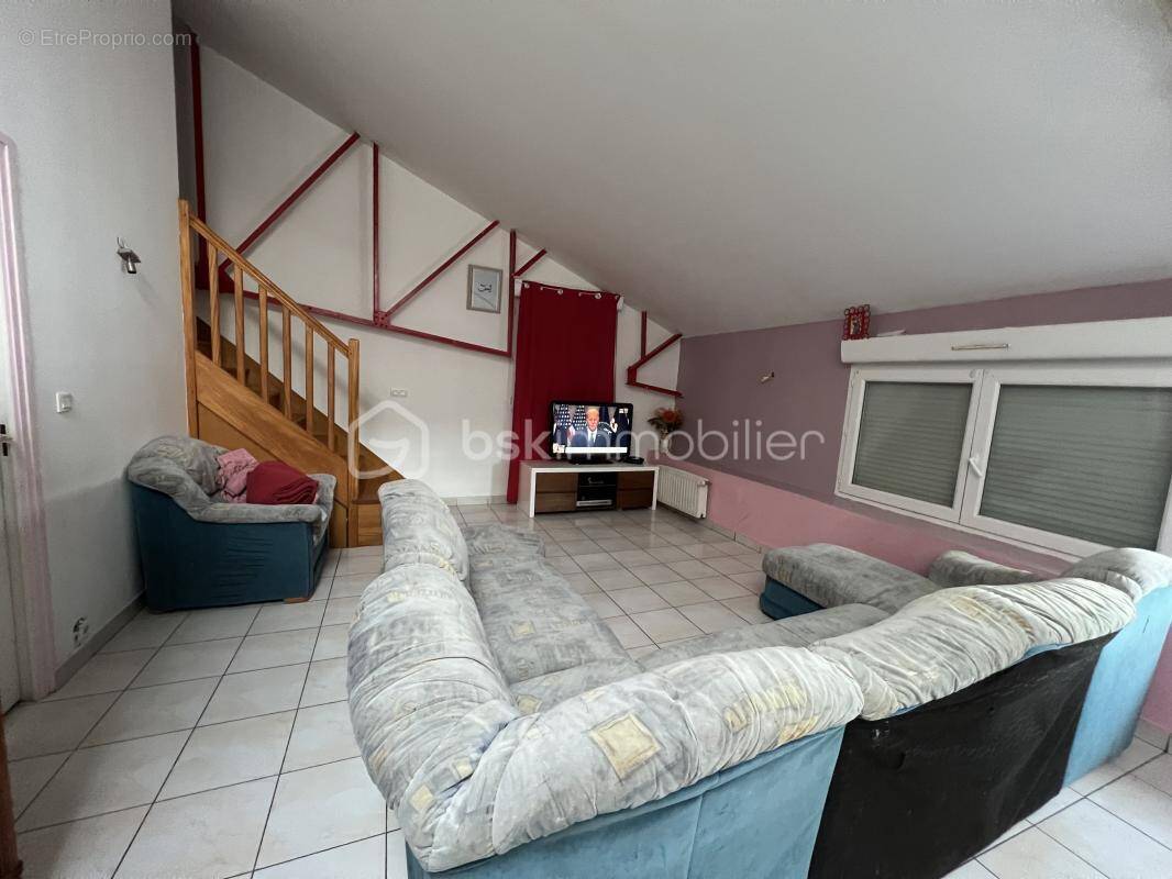Appartement à LOCMINE
