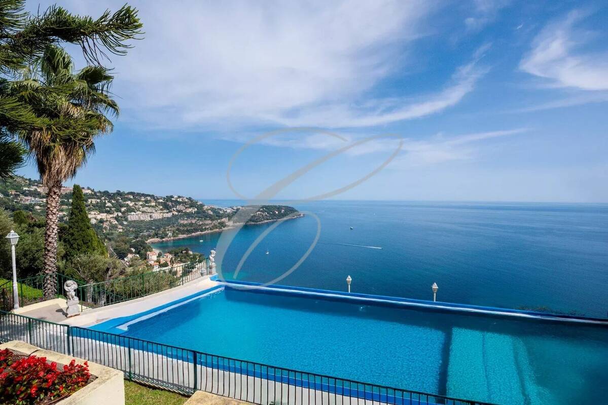 Maison à ROQUEBRUNE-CAP-MARTIN