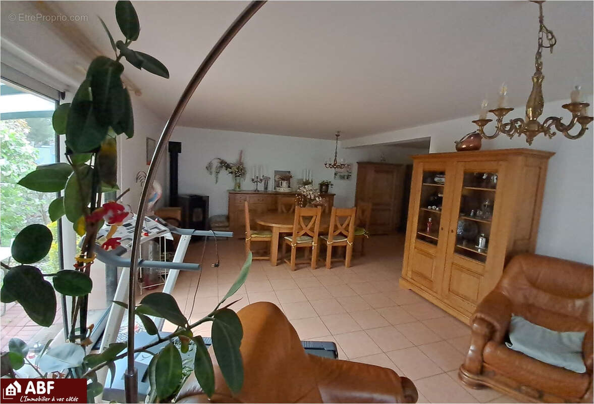 Maison à ARQUES-LA-BATAILLE