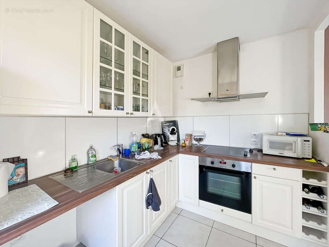 Appartement à LE MESNIL-ESNARD