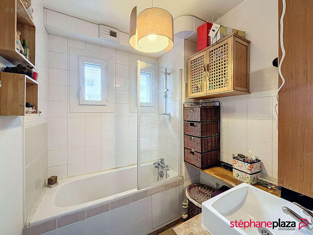 Appartement à LYON-8E