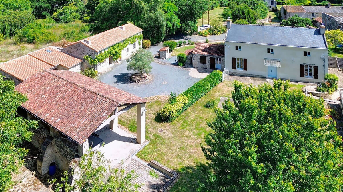 Maison à DOUE-LA-FONTAINE