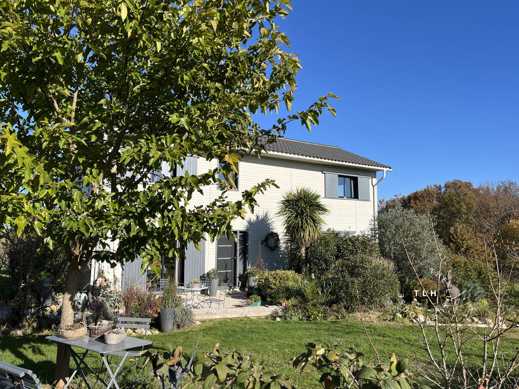 Maison à MONCLAR-DE-QUERCY