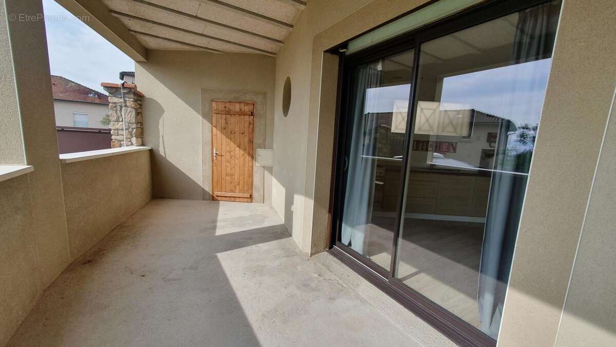 Appartement à POLLIONNAY