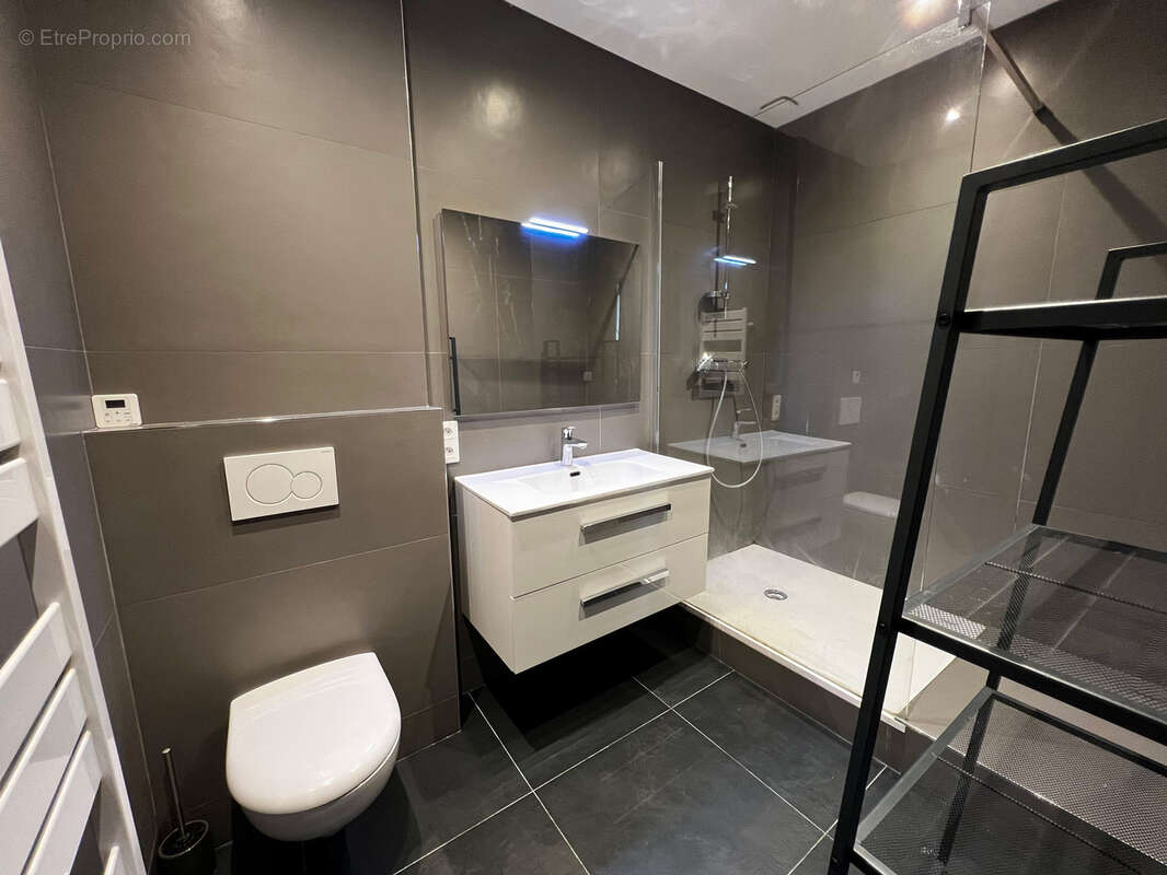 Appartement à LYON-1E