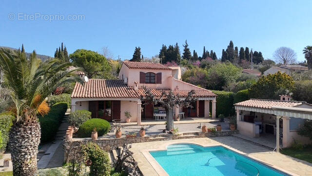 Maison à GRASSE