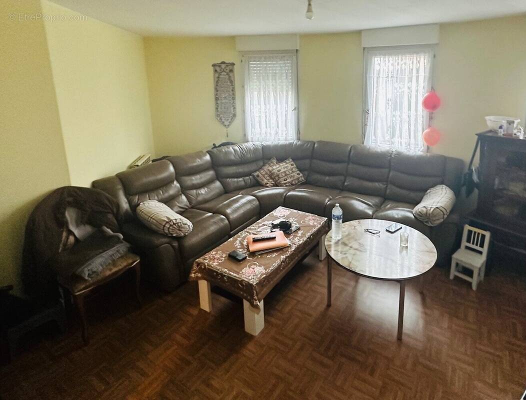 Appartement à LA COURNEUVE