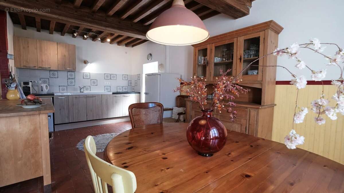 Maison à MONTSAUCHE-LES-SETTONS