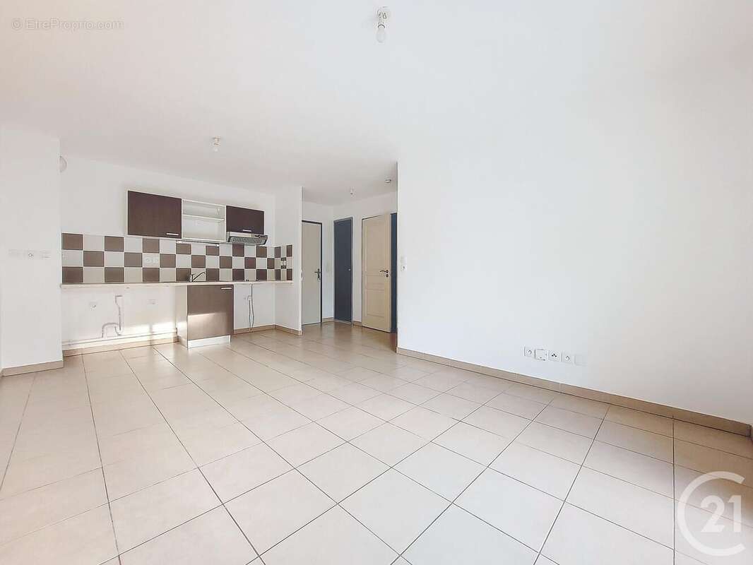 Photo 2 - Appartement à JUVIGNAC