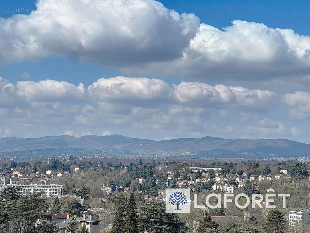 Appartement à LYON-9E