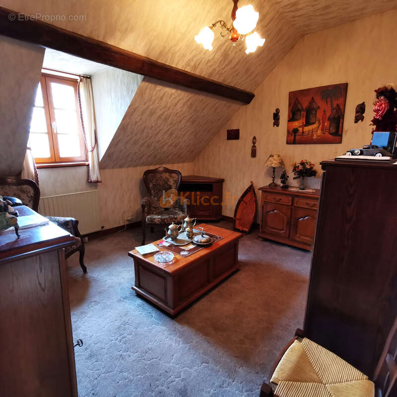Maison à GREGES
