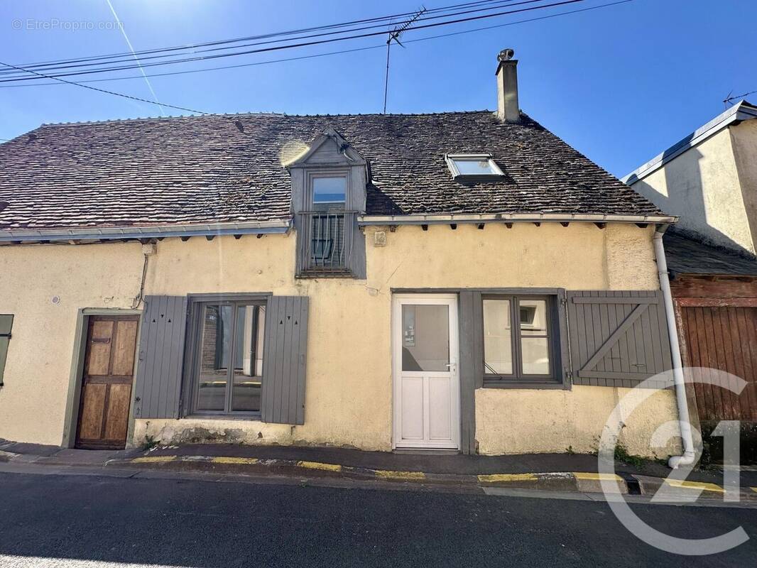 Maison à BROU