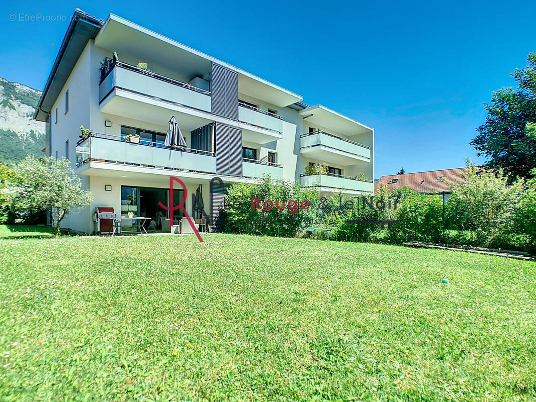 Appartement à SAINT-ISMIER