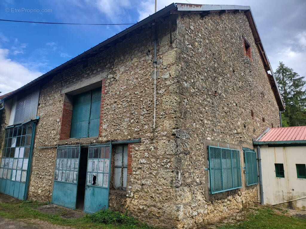 Maison à NANTILLY