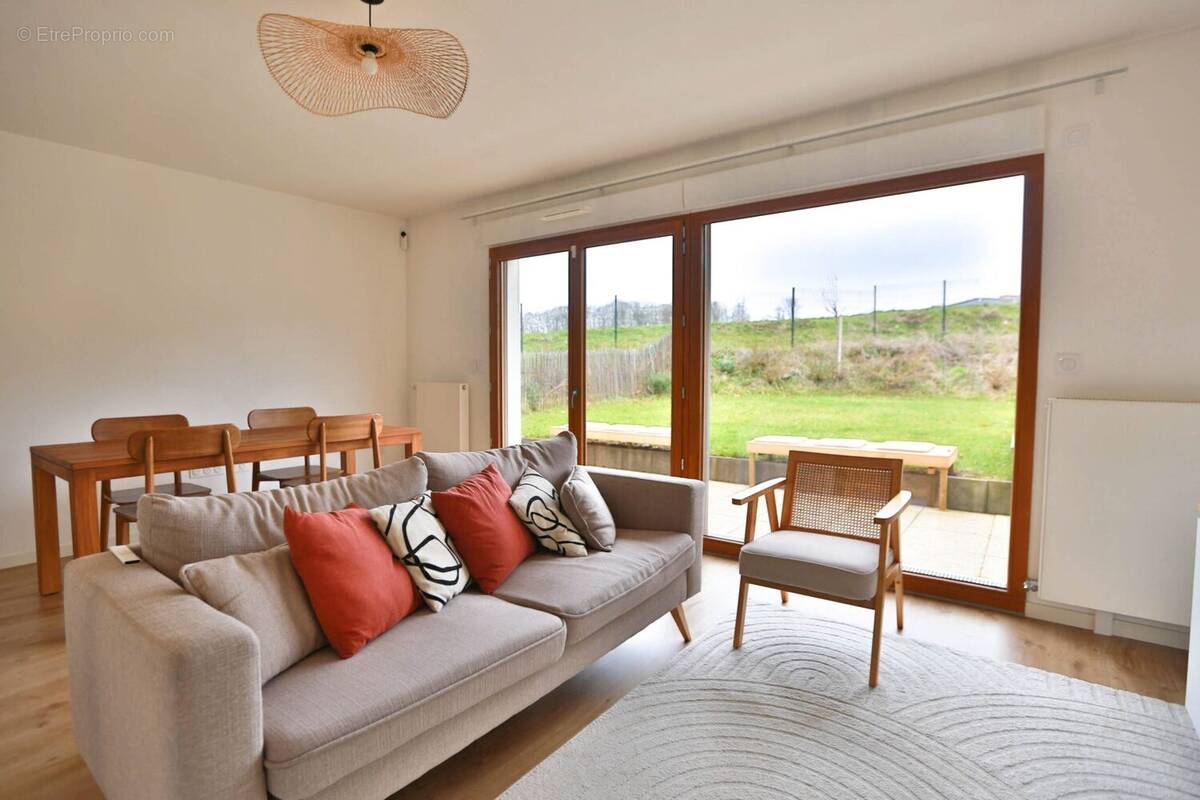Appartement à MAGNY-LE-HONGRE