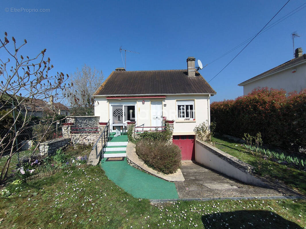 Maison à MANTES-LA-JOLIE