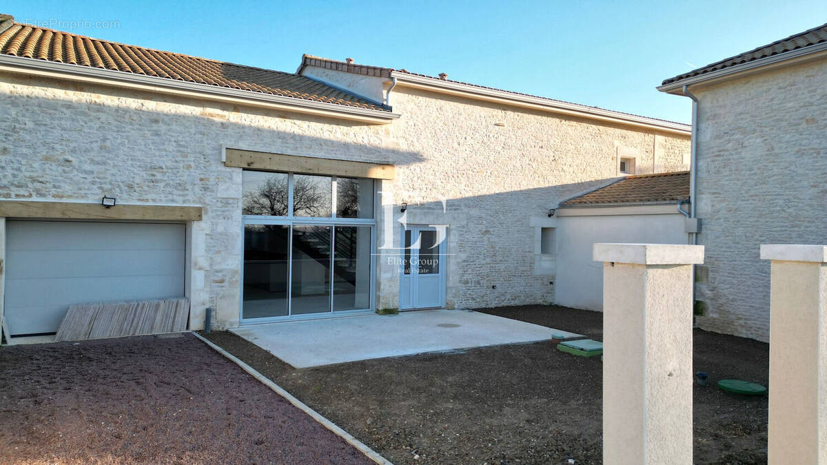 Maison à LA ROCHEFOUCAULD